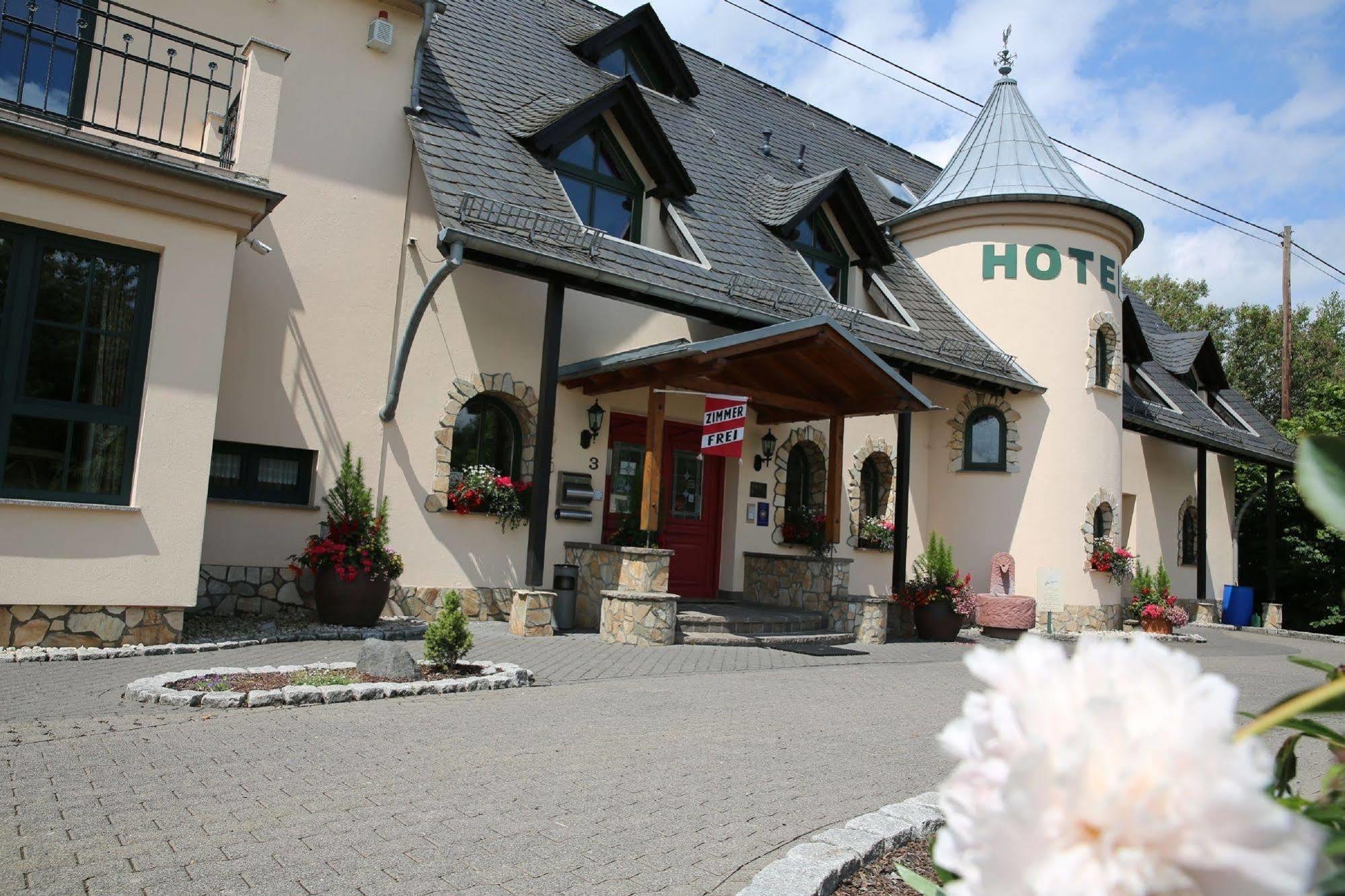 Landhotel Villa Moritz Garni Oberahr Exterior foto